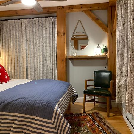 Maison Napoleon B&B Mont-Tremblant Bagian luar foto