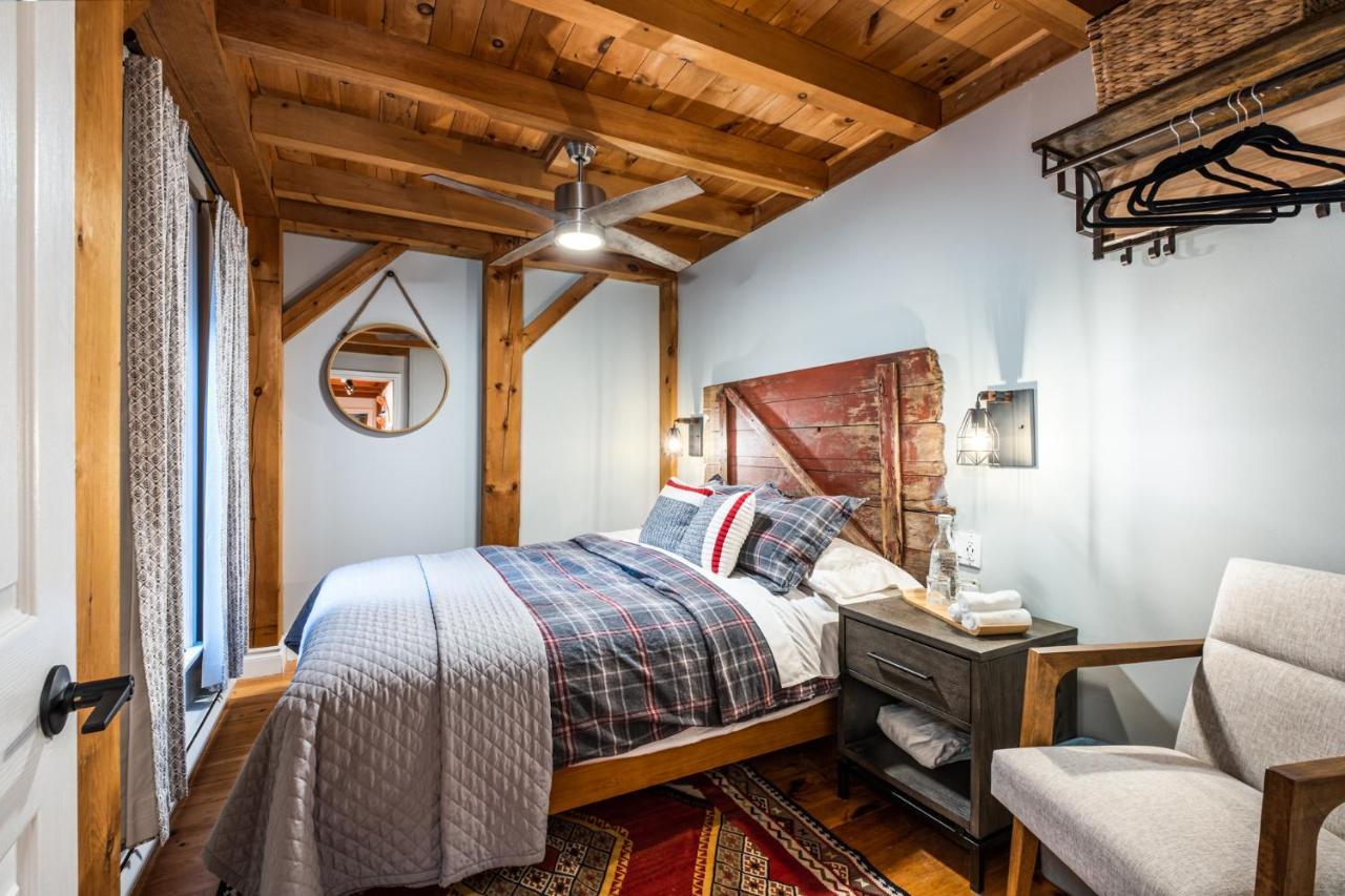 Maison Napoleon B&B Mont-Tremblant Bagian luar foto