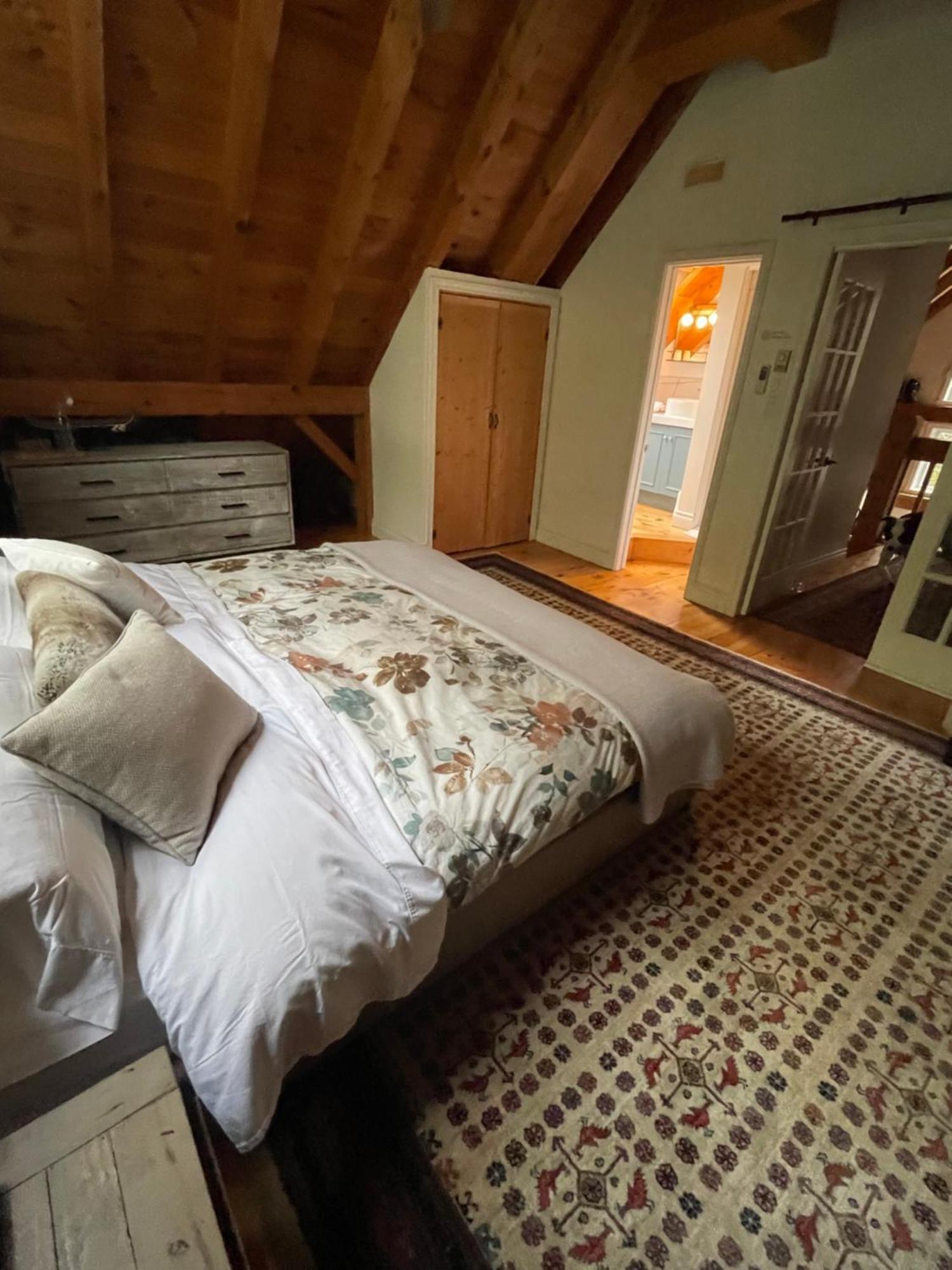 Maison Napoleon B&B Mont-Tremblant Bagian luar foto