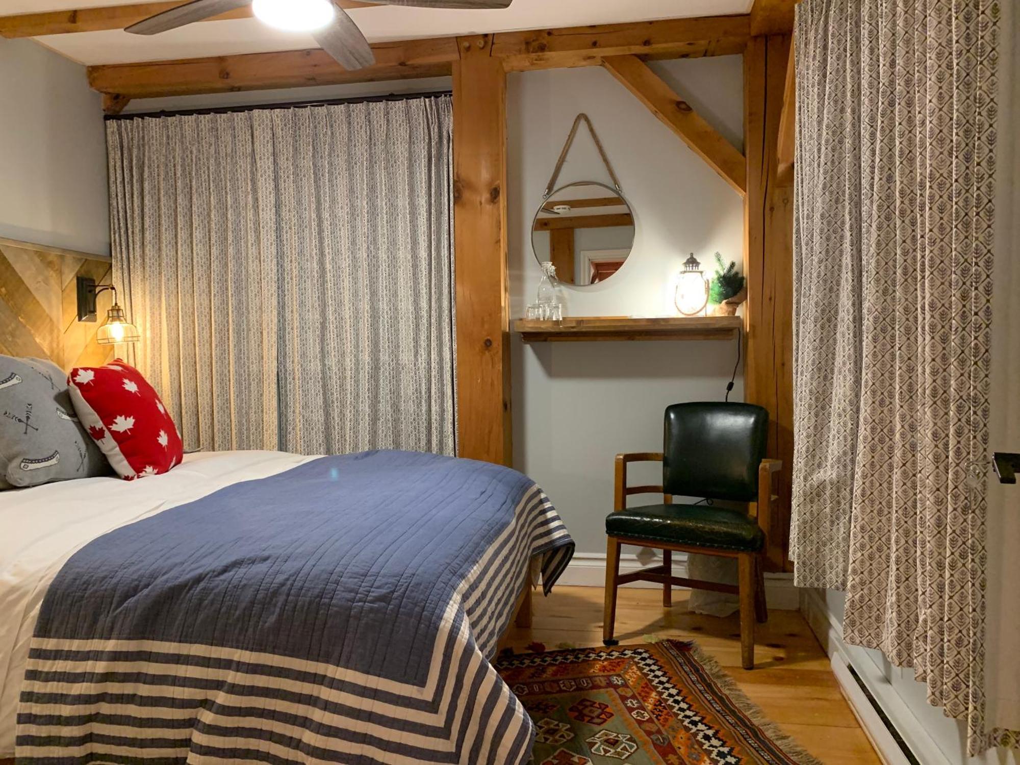 Maison Napoleon B&B Mont-Tremblant Bagian luar foto